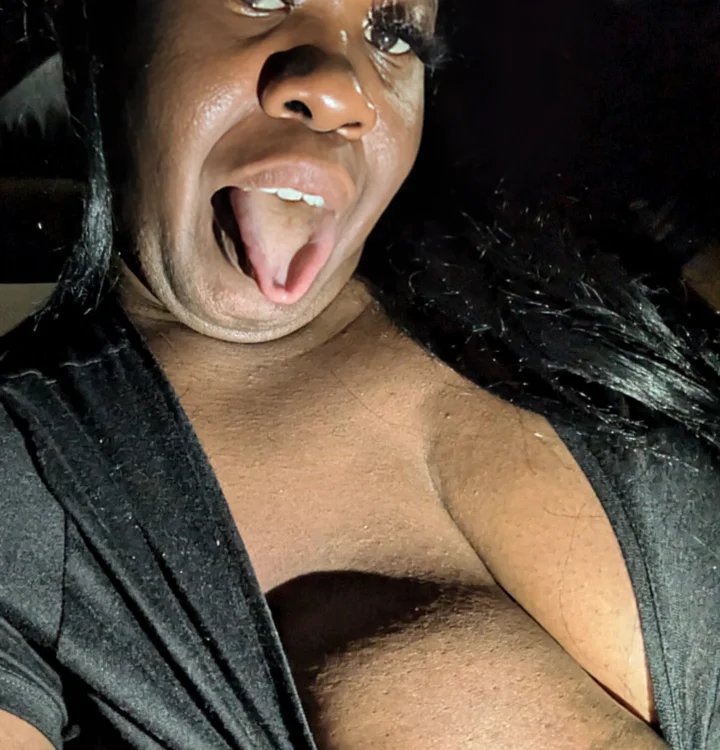 thickasscindy's Offline XXX Chat