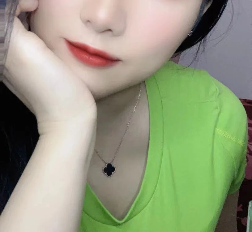 kuiii88's Offline XXX Chat