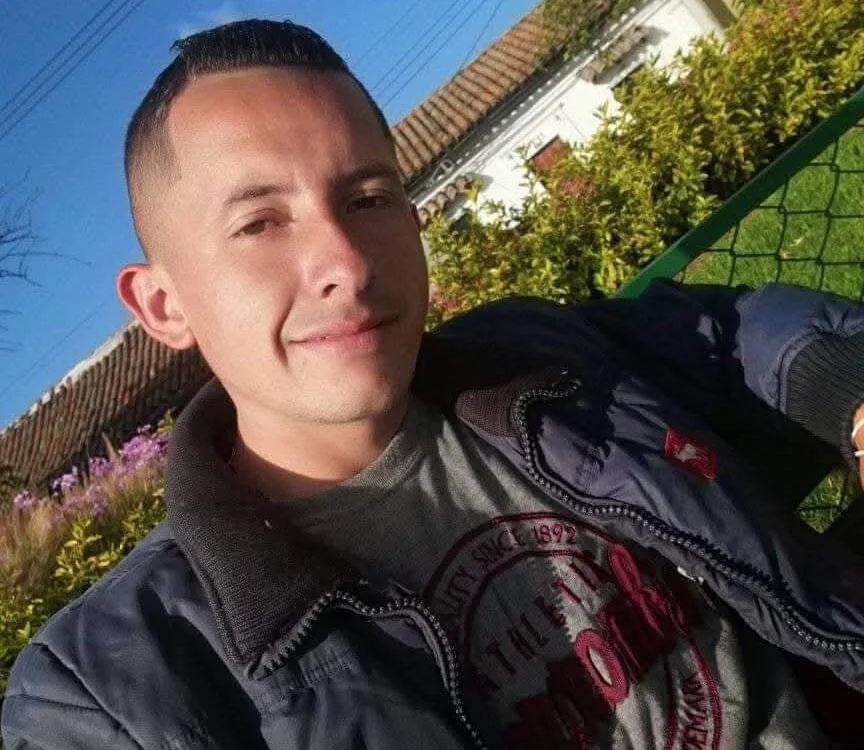 David_Great_Cock offline XXX-chat