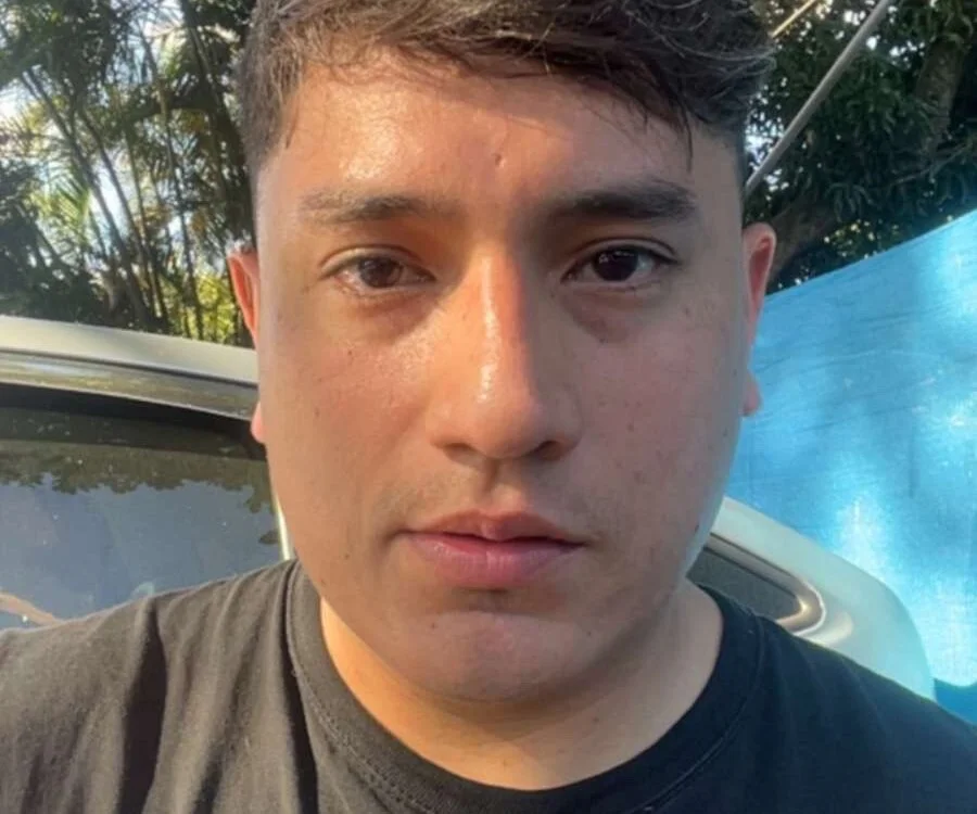 mrob1903 offline XXX-chatje