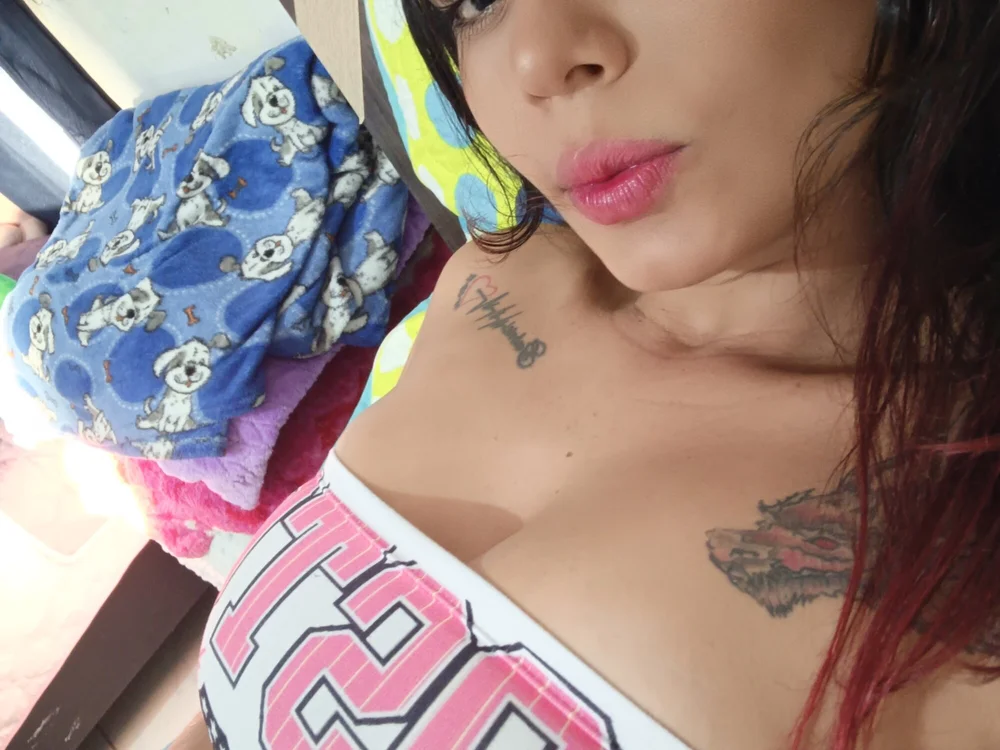 צ'אט XXX לא מקוון של Roxannaparker