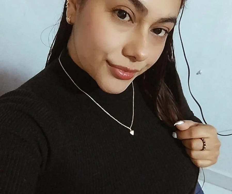 Hilary_evanss Chat XXX offline
