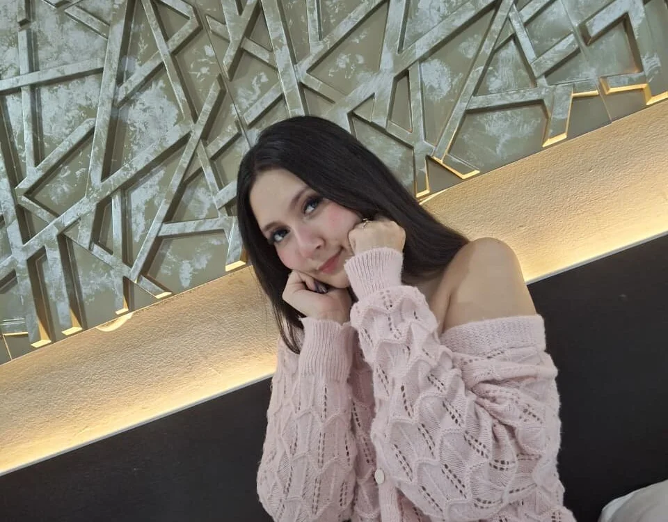 Juli_smithx's Offline XXX Chat