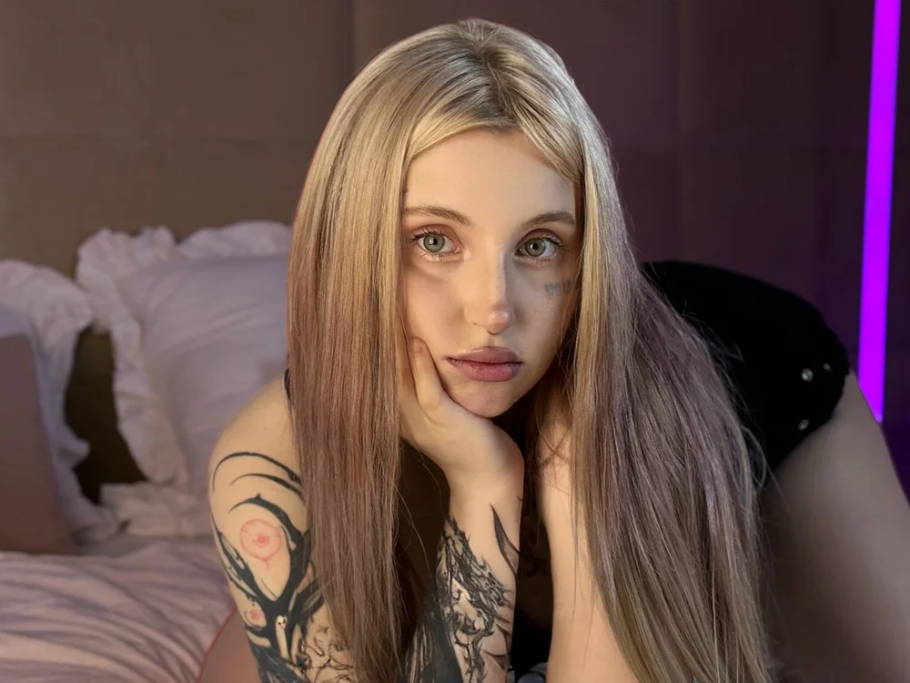 MollyHenks offline chatrum