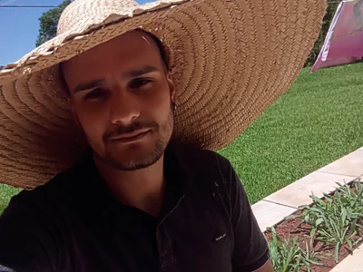 PedrosoBRL22 Male Portuguesespeaking Live Cam Sex
