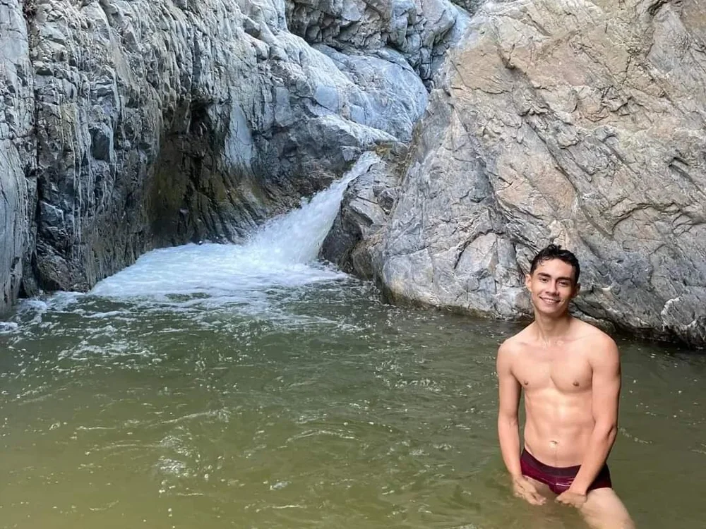 David_RV26 offline XXX-chat