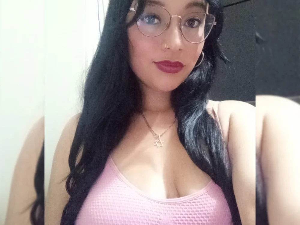 Ariana_johnson7 offline chatrum