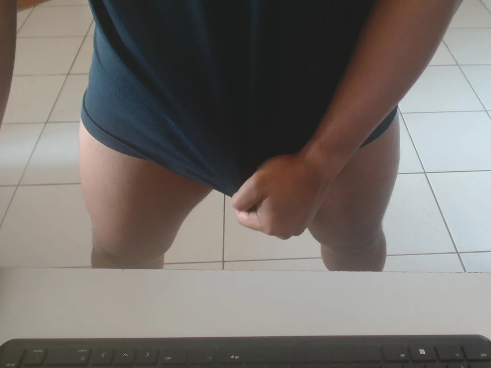 BigBlackSurprise's Offline XXX Chat