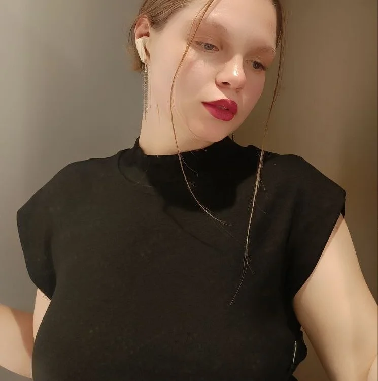 AngelAliss Offline XXX-chat
