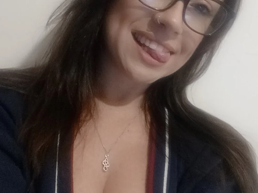 _Milli's Offline Chat Room