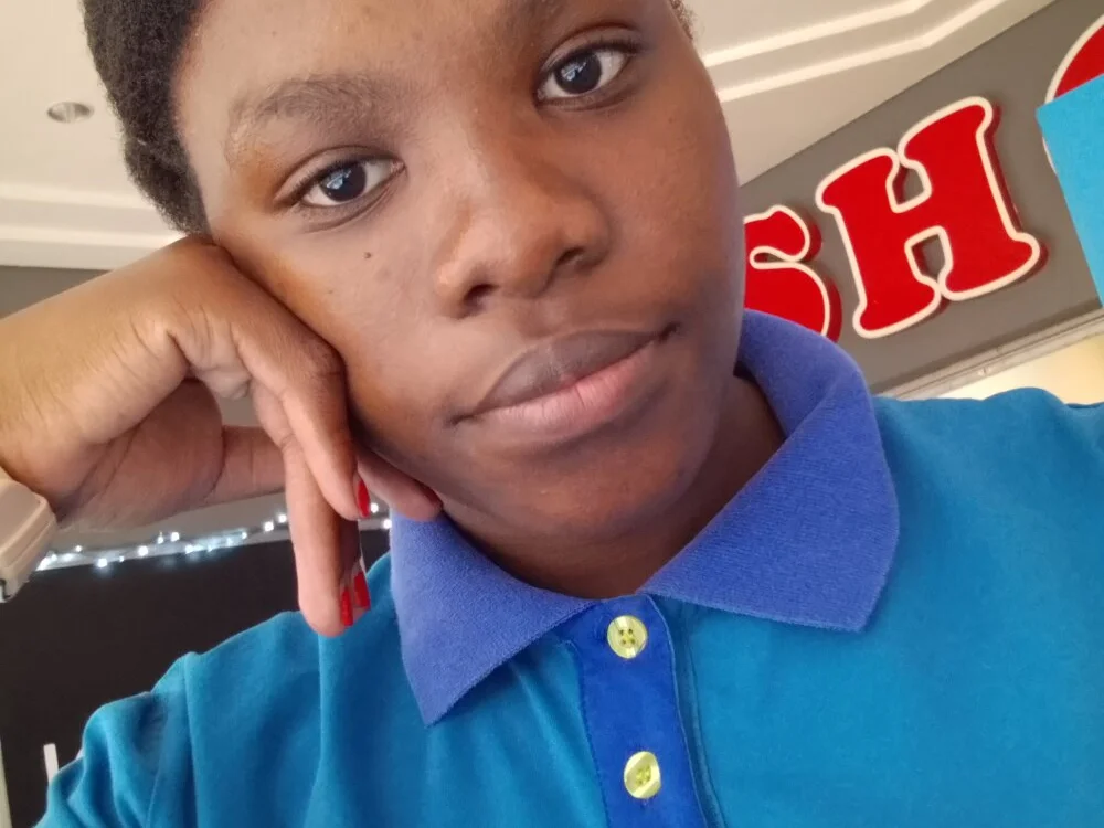 lizelleliz Obrolan XXX Offline