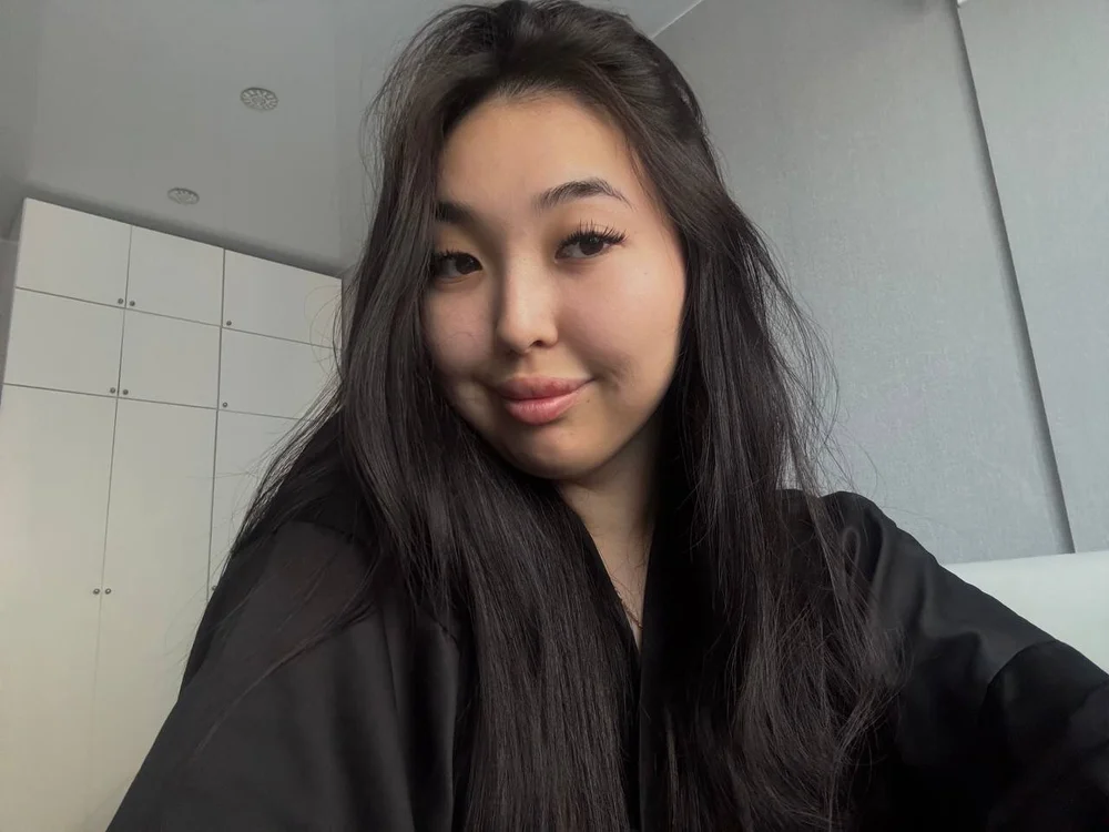 Adelle_Arcane offline chatrum