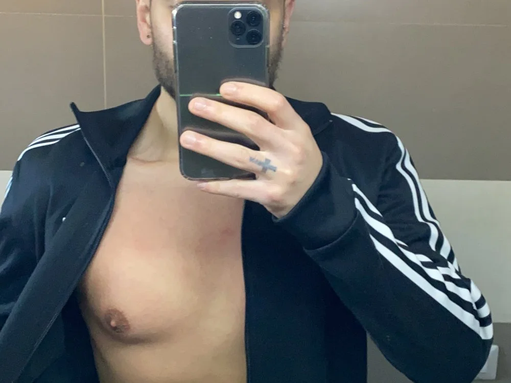 Lukabe94のオフラインXXXチャット