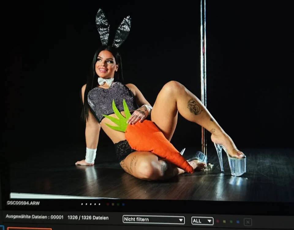 BellaaVixen Offline XXX Chat