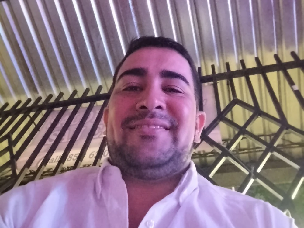 JandresQ9's Offline XXX Chat