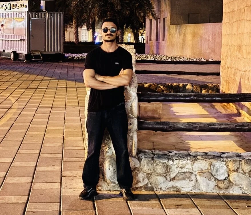 SteepedSpoiler Chat XXX Ngoại tuyến