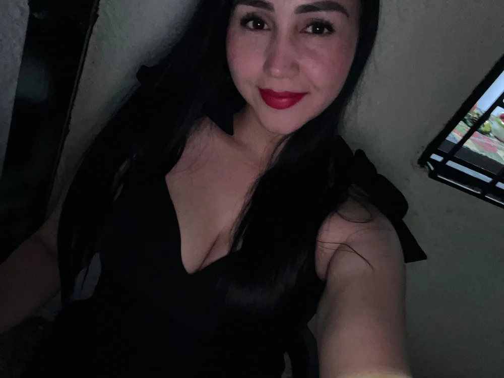 Lupe1Zara offline chatrum