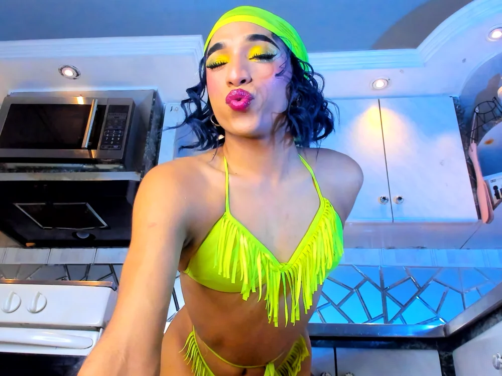 Riley_Blue's Offline XXX Chat