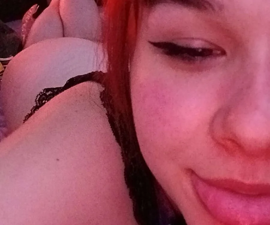 Offline XXX chat calystarose