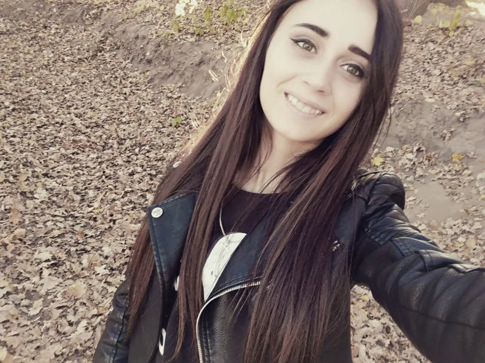 KiraModest's Offline XXX Chat