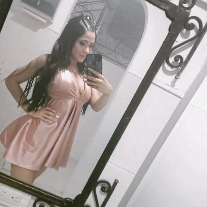 sabrina_xoxo's Offline XXX Chat