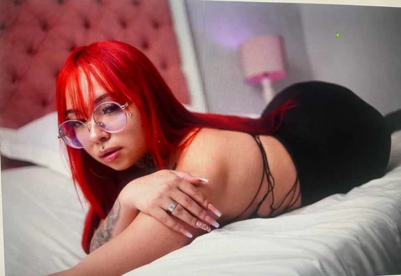 atenea_queen7's Offline Chat Room