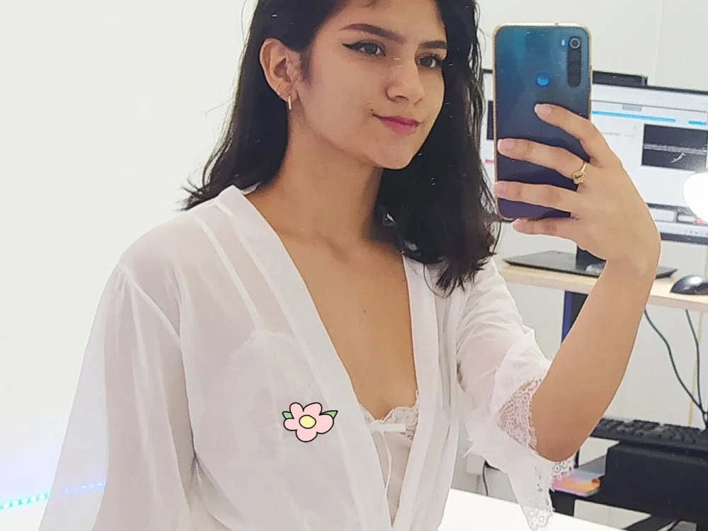 BlueGirl00's Offline Chat Room