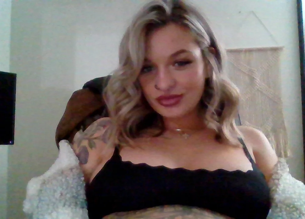 Piperpipedapiper's Offline XXX Chat