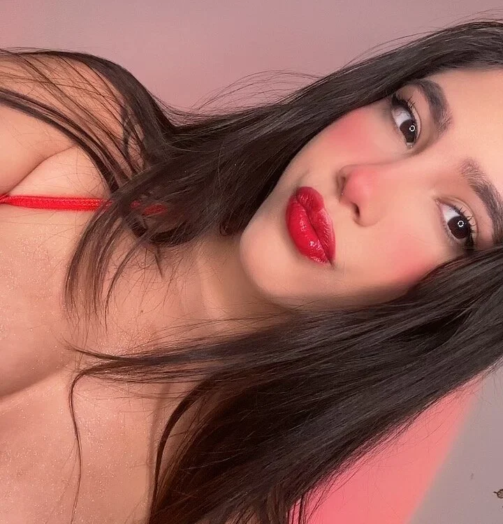 VictoriaCas_'s Offline XXX Chat