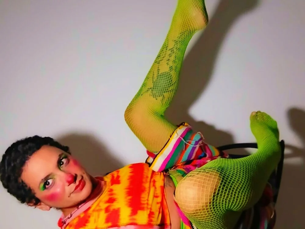 NiquetheClown's Offline Chat Room