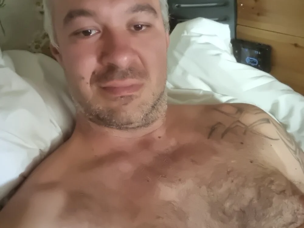 annubis69 Offline XXX-Chat