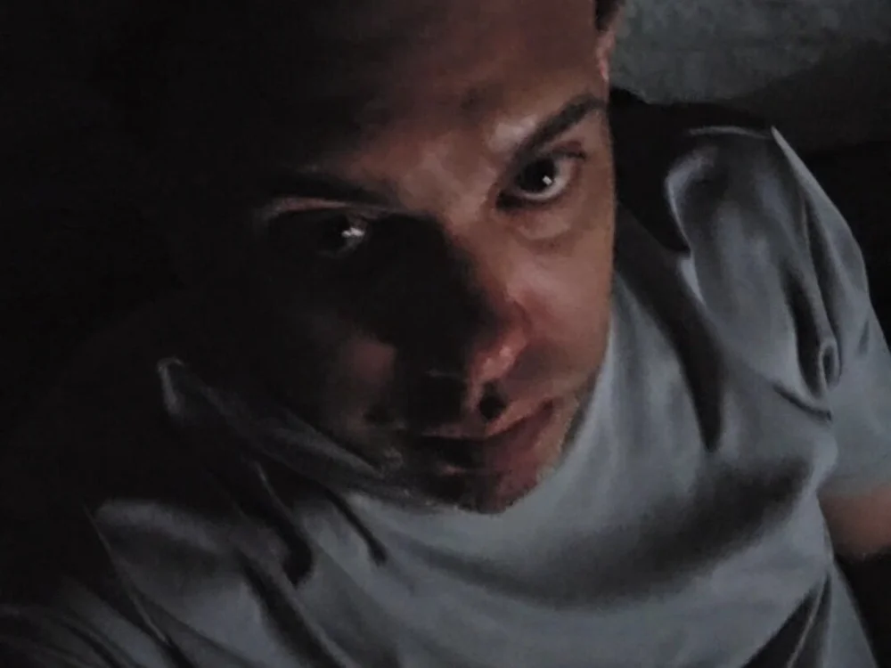 Luicox: συνομιλία ΧΧΧ εκτός σύνδεσης