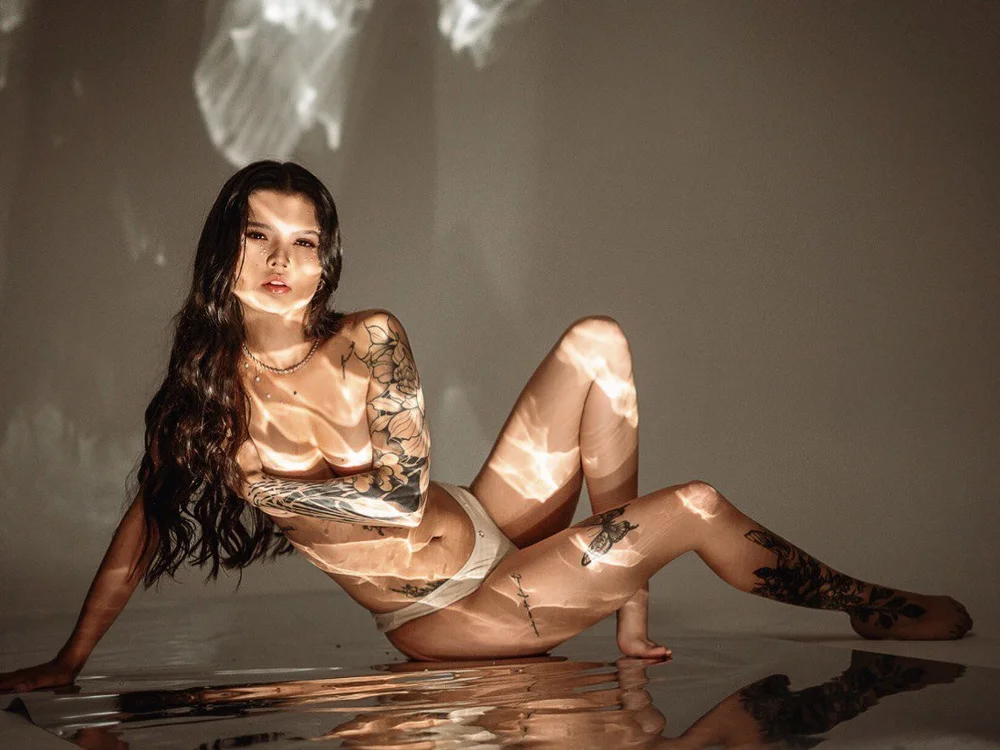 maya-winslow8 离线XXX聊天