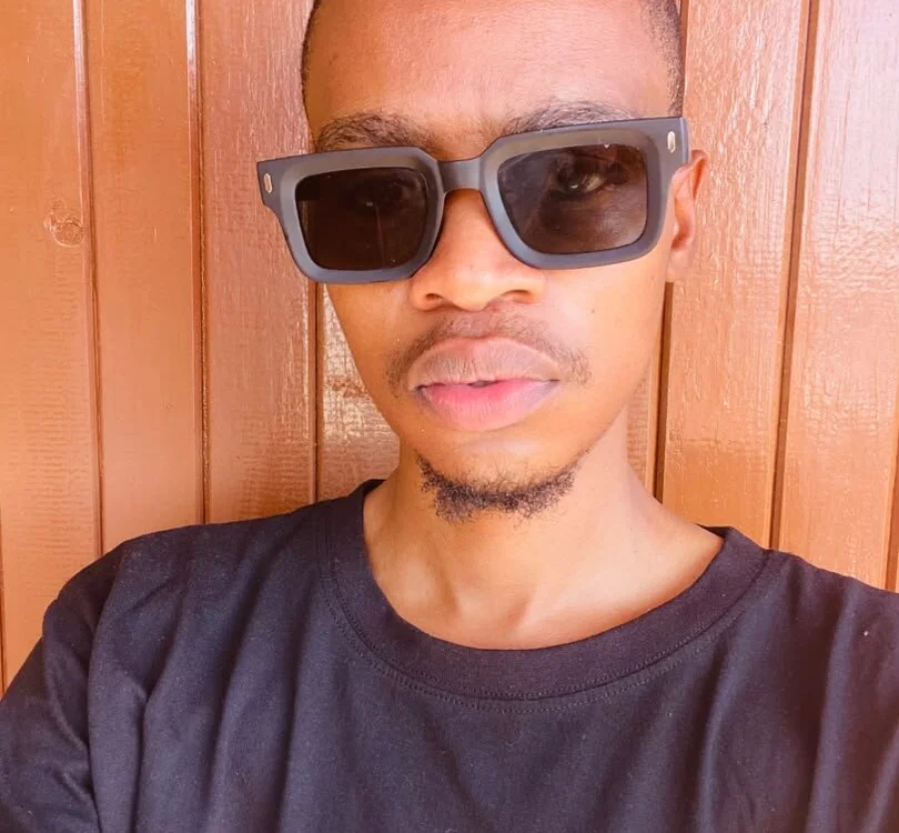 Offline XXX chat Slimtwinkiee