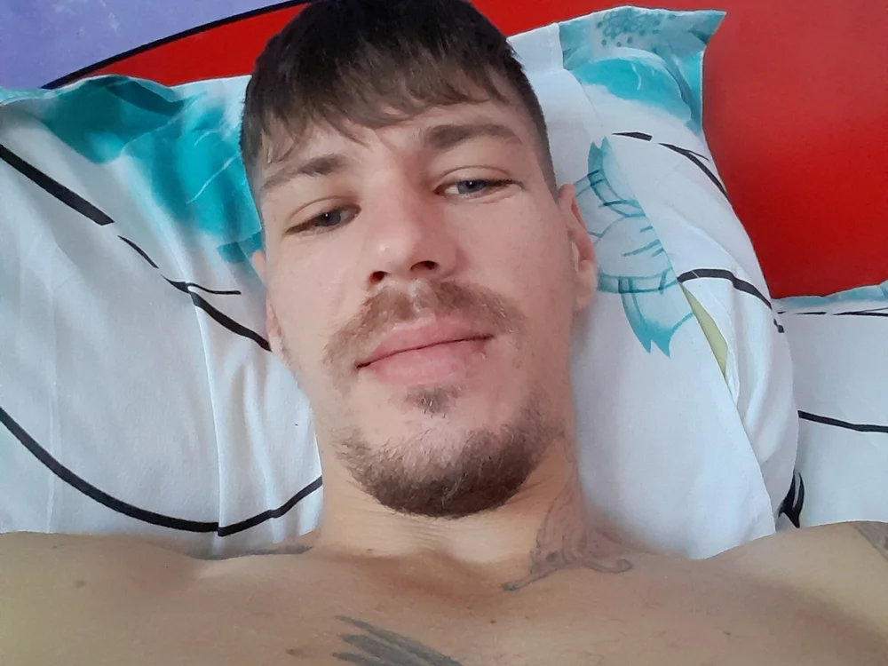 robertcatalin1's Offline Chat Room
