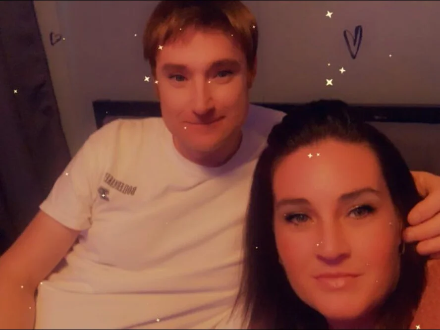 Dickandbigtitties2020: офлайн-секс-чат