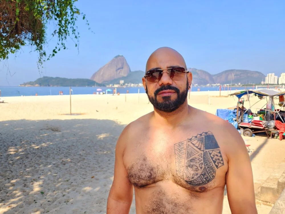 bruce_bigg offline XXX-chat