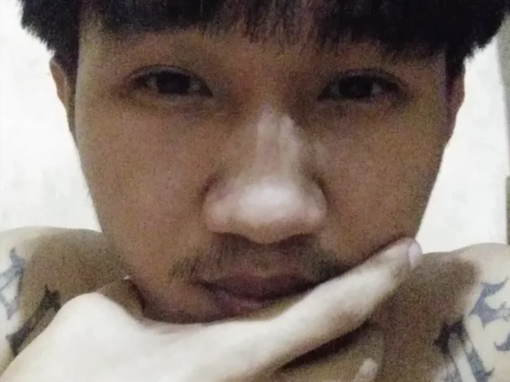 asianboy_austin Obrolan XXX Offline