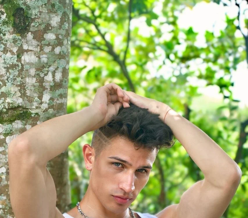 kevin_ahss offline XXX-chat