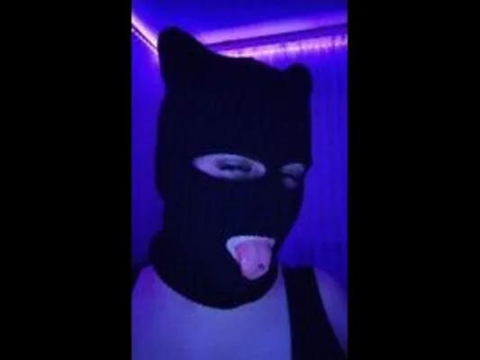 Offline XXX chat modela zaykaaa11_official