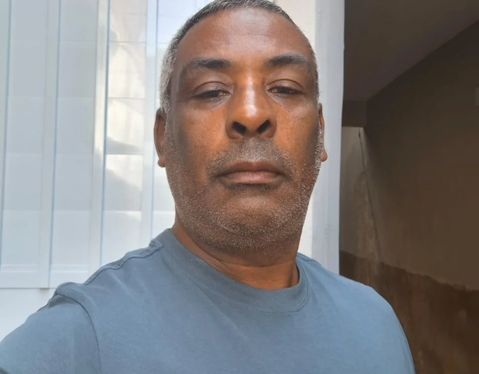 marrom33 Adlı Modelin Çevrimdışı XXX Sohbeti