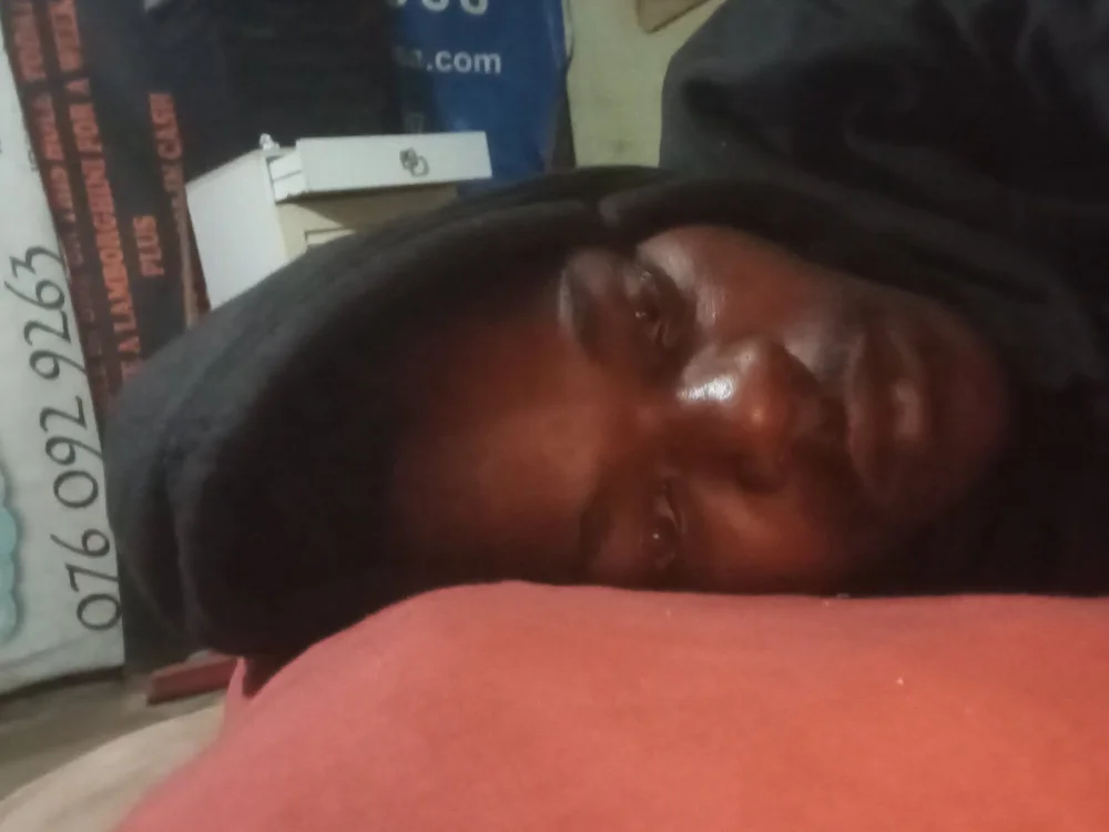 kingrooly's Offline XXX Chat
