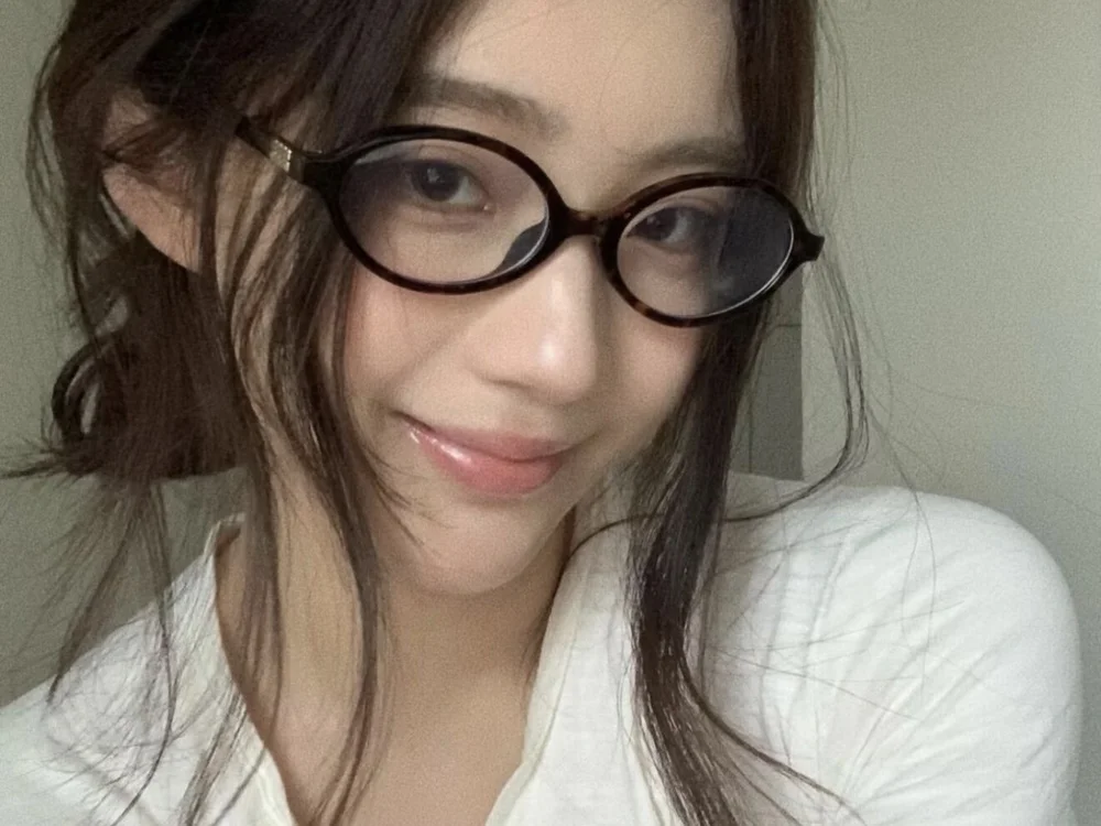Offline chatovací místnost cuteeee-