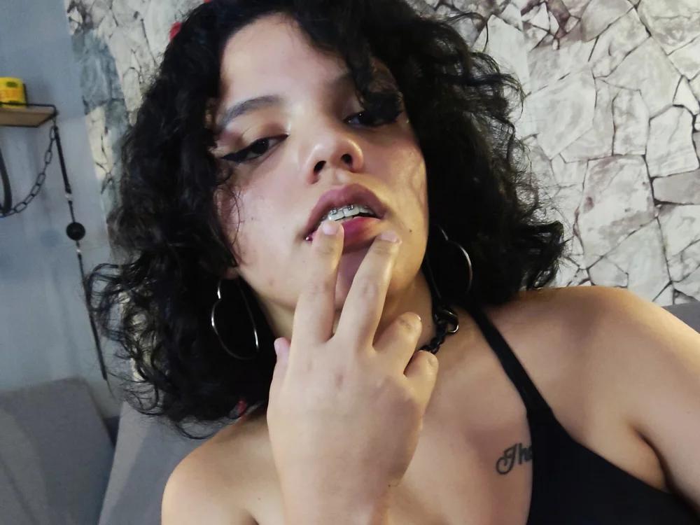 HoneyVelvet offline chatrum