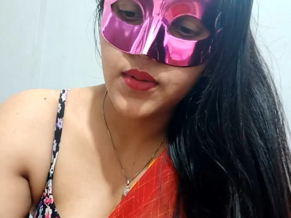 juli-horney Offline XXX-Chat