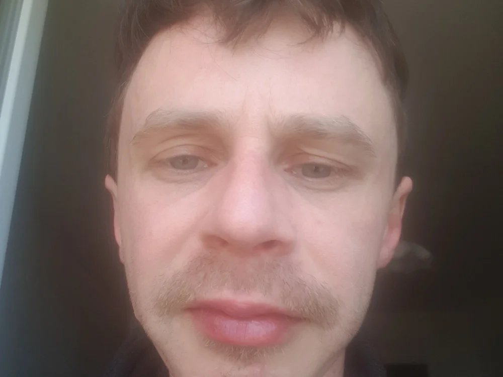 Offline chatovací místnost HansVonWeba@xh