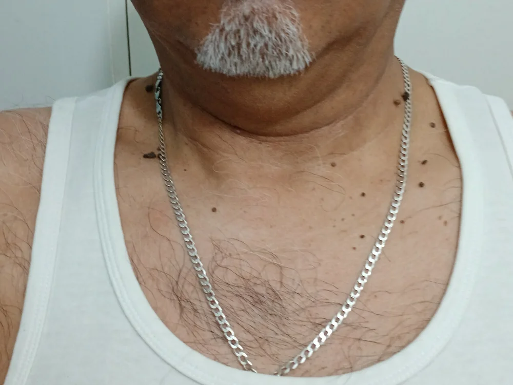 moreno56hot Offline XXX-Chat