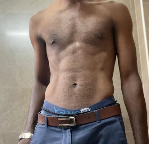 azimji0714 Offline XXX-Chat