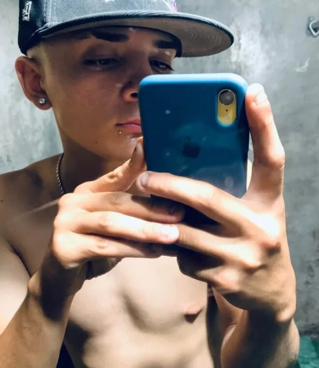 Nachittoo18 offline chatrum