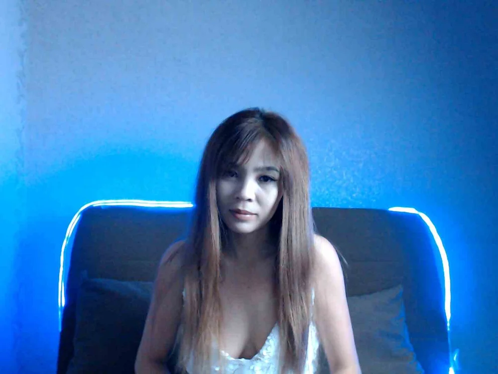 KiraMin's Offline XXX Chat